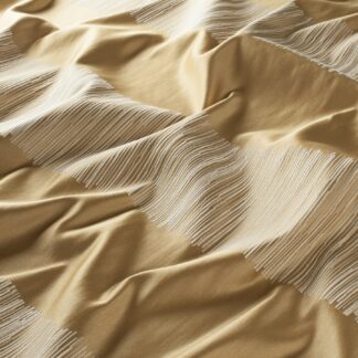 JA7082 040 emotion ratio1